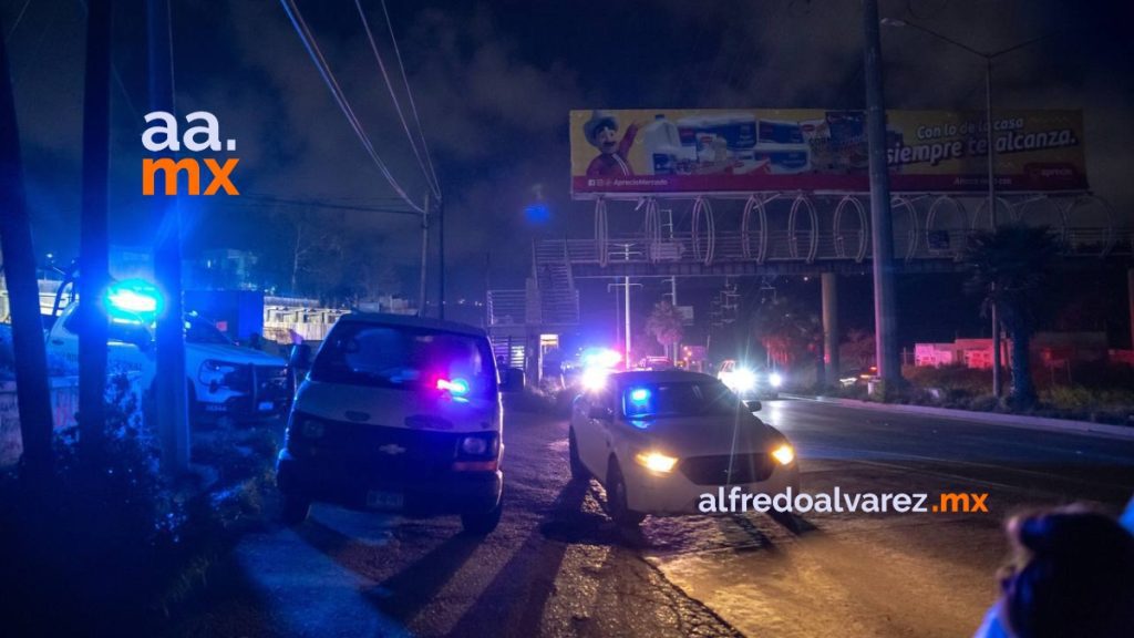 Incendian auto con un cadáver en la cajuela