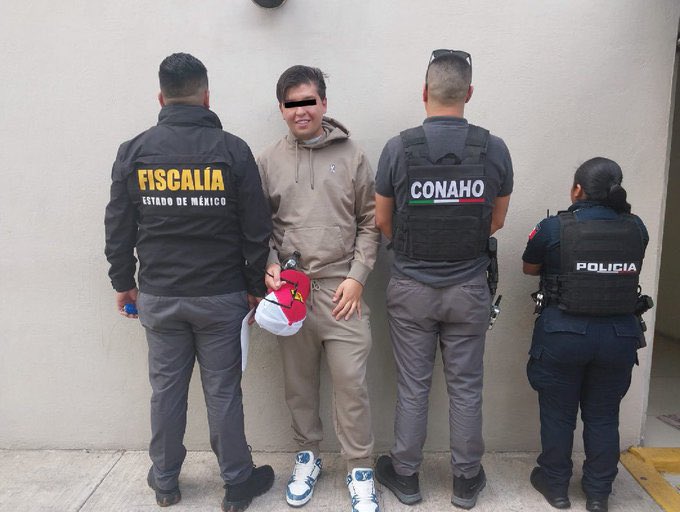 Incendian auto con un cadáver en la cajuela
