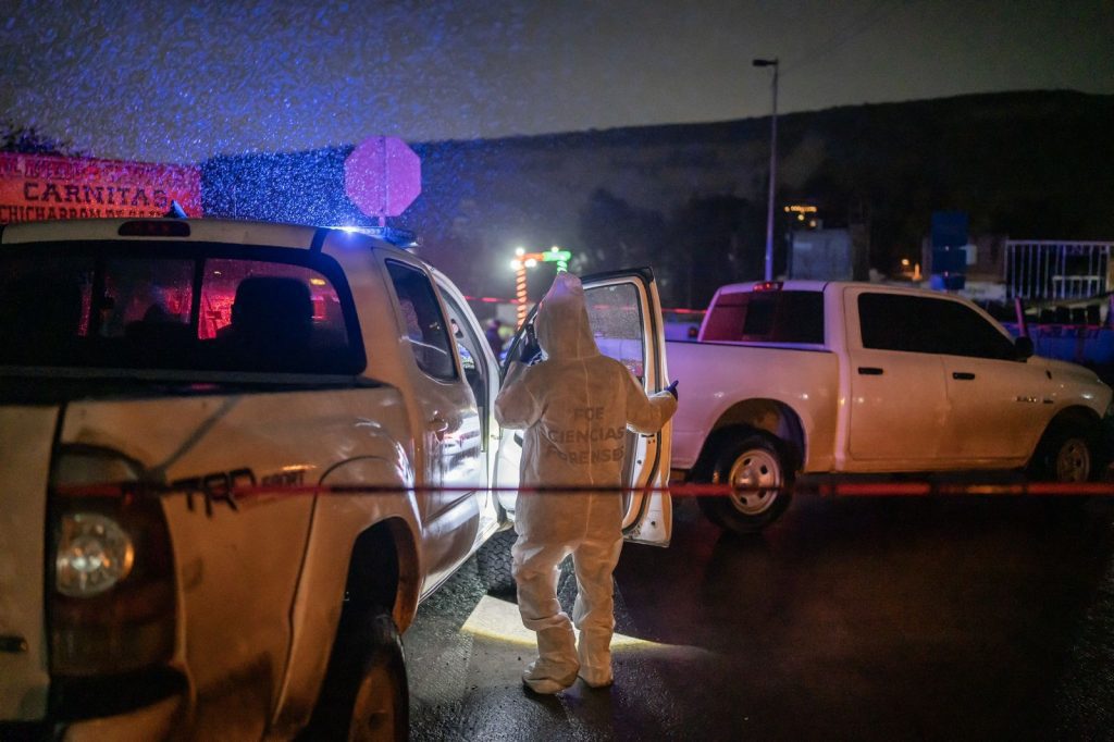 Asesinan a un taxista mientras estaba en circulación