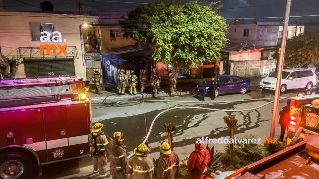 Pareja muere calcinada tras incendio de cuartería