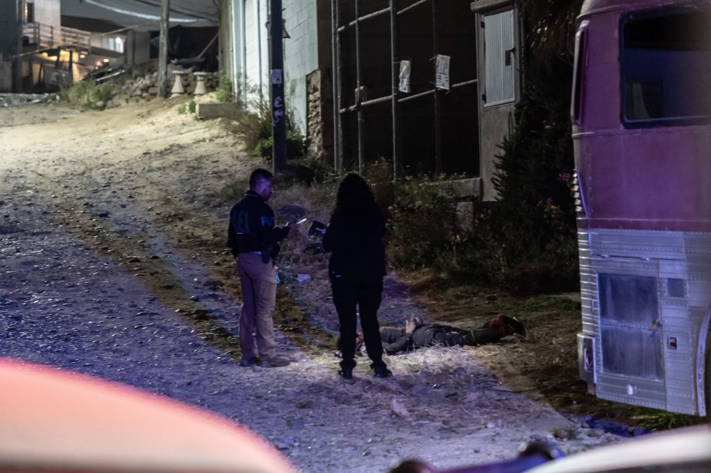 Fuego consume una casa en Rancho del Carmen
