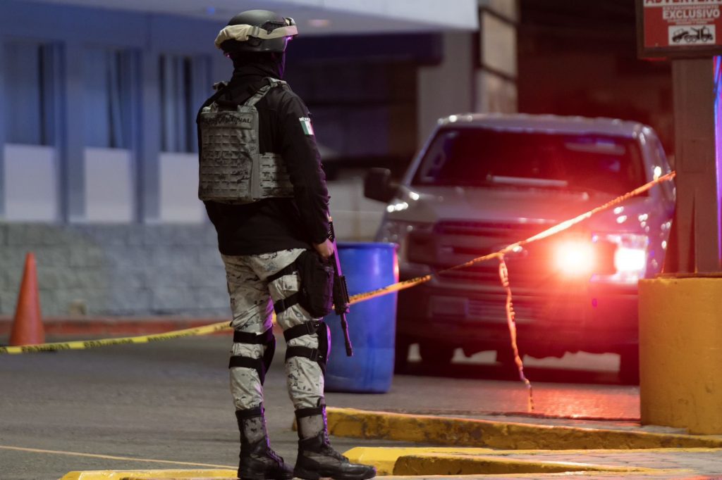 Balean a hombre por defender a una mujer en riña de pareja