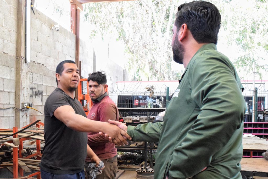 Juan Carlos Hank se reúne con transportistas