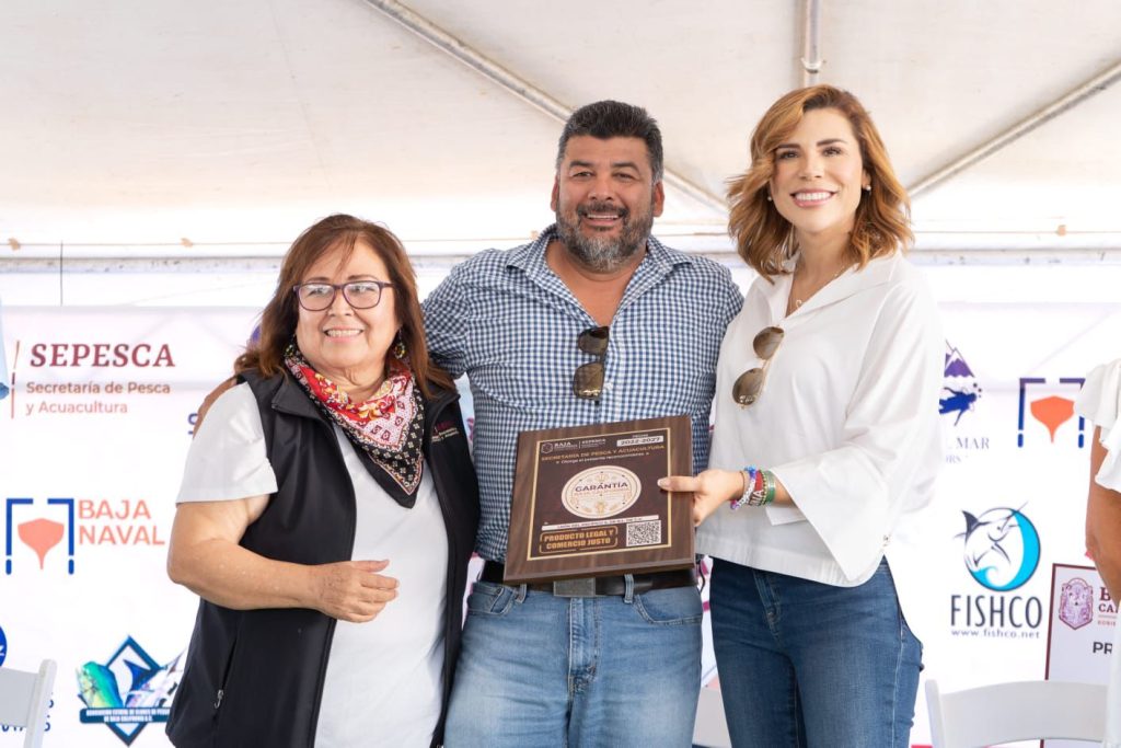 Gobernadora Marina del Pilar impulsa bienestar de las comunidades pesqueras de BC