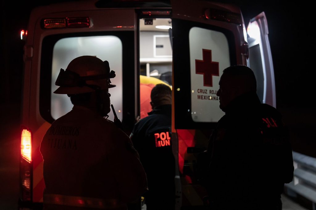 Hombre en estado de ebriedad choca con un taxista