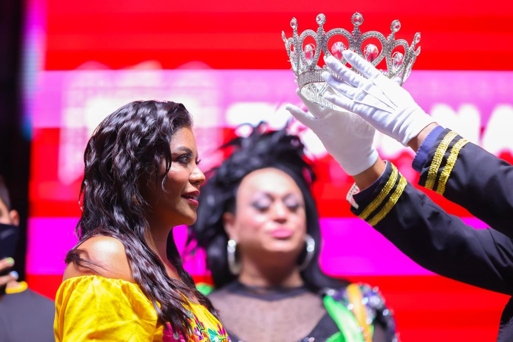 Marchan y acuden más de 45 mil al concierto de inclusión con Paulina Rubio por el Orgullo LGBTTTQA+