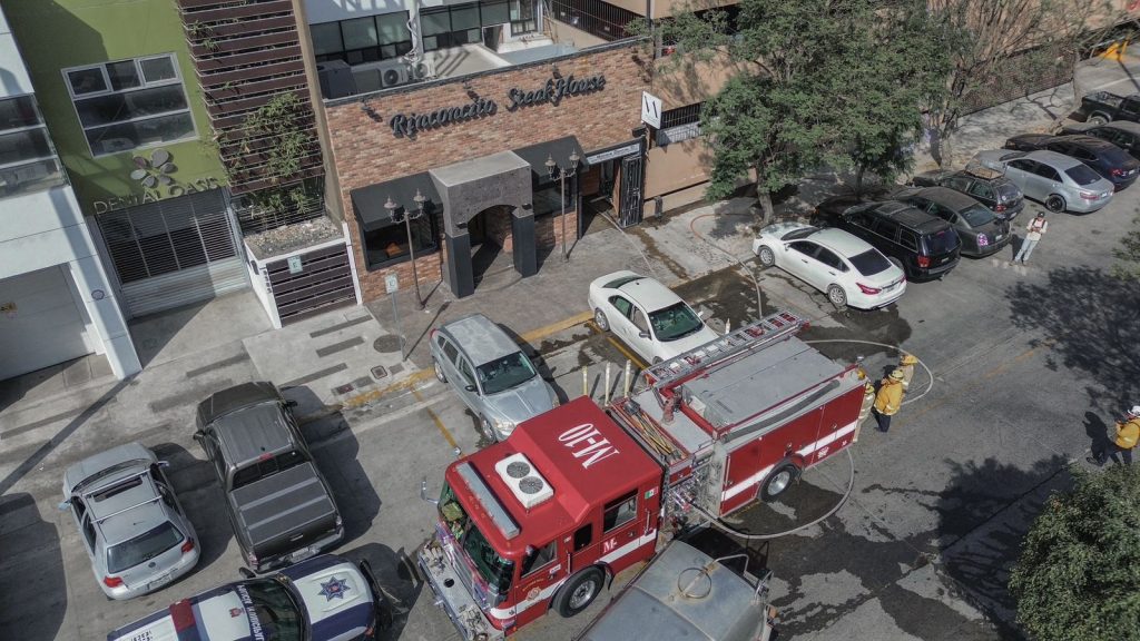Evacúan edificio en Zona Río por conato de incendio
