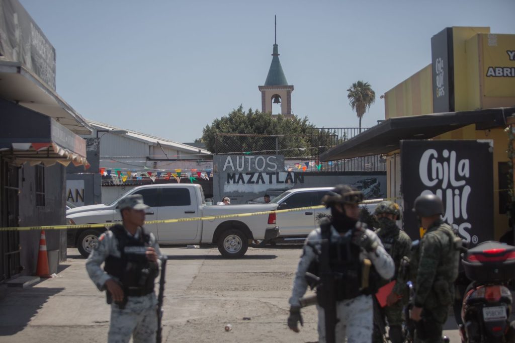 Asesinan a un hombre en un lote de autos en la 20 de noviembre Asesinan a un hombre en un lote de autos en la 20 de noviembre
