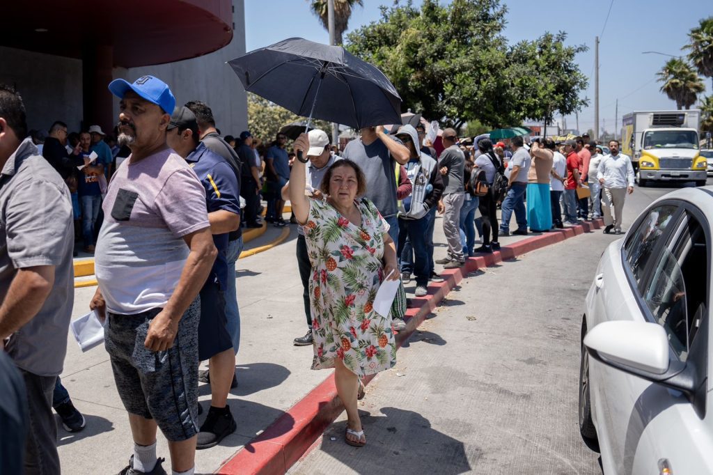 Agentes CBP detienen a joven intentando cruzar metanfetamina por la Sentri