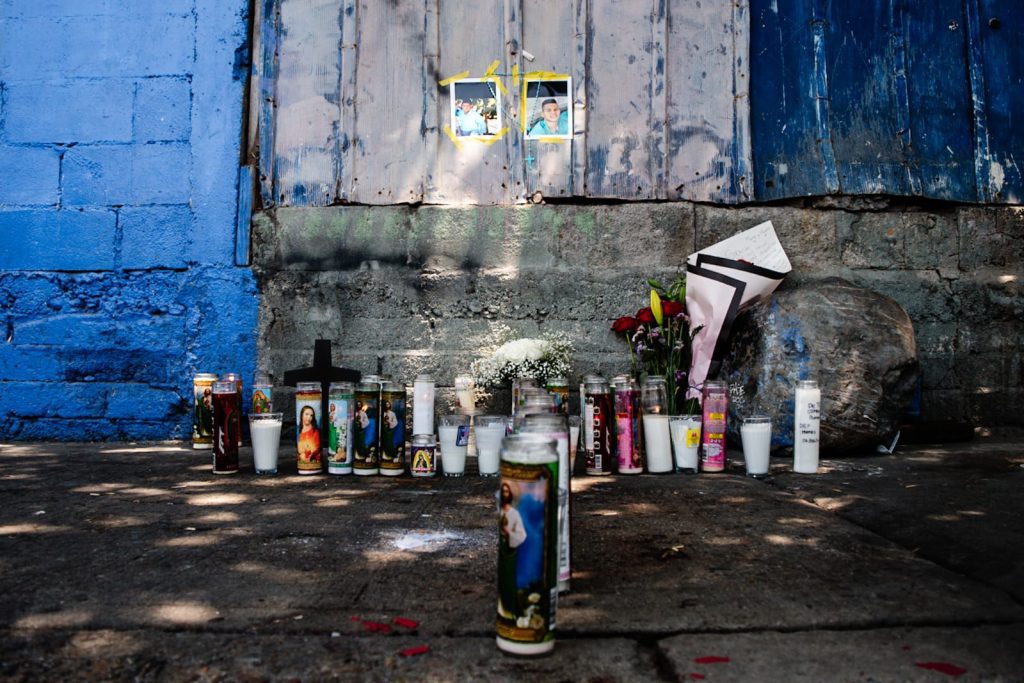 Vecinos exigen justicia por el asesinato de Don Memo y su hijo en la Independencia
