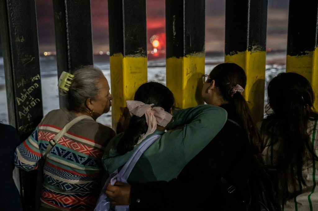 Celebran 4 de julio en Playas de Tijuana