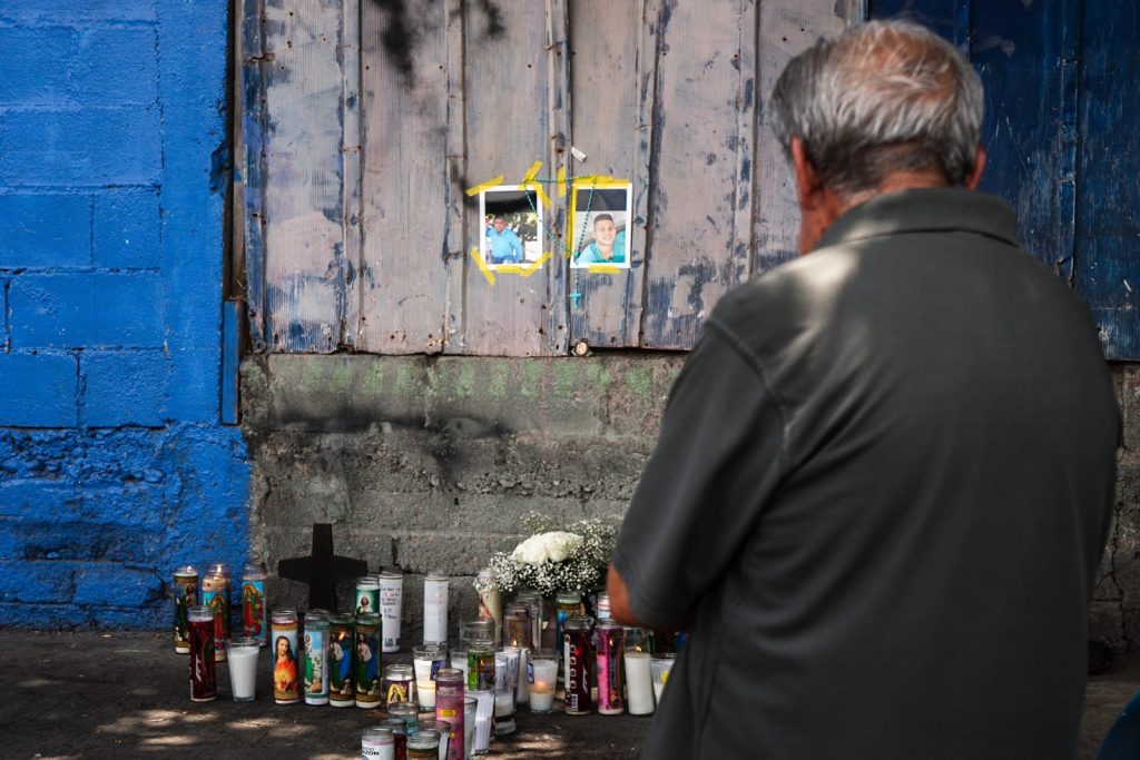 Vecinos exigen justicia por el asesinato de Don Memo y su hijo en la Independencia