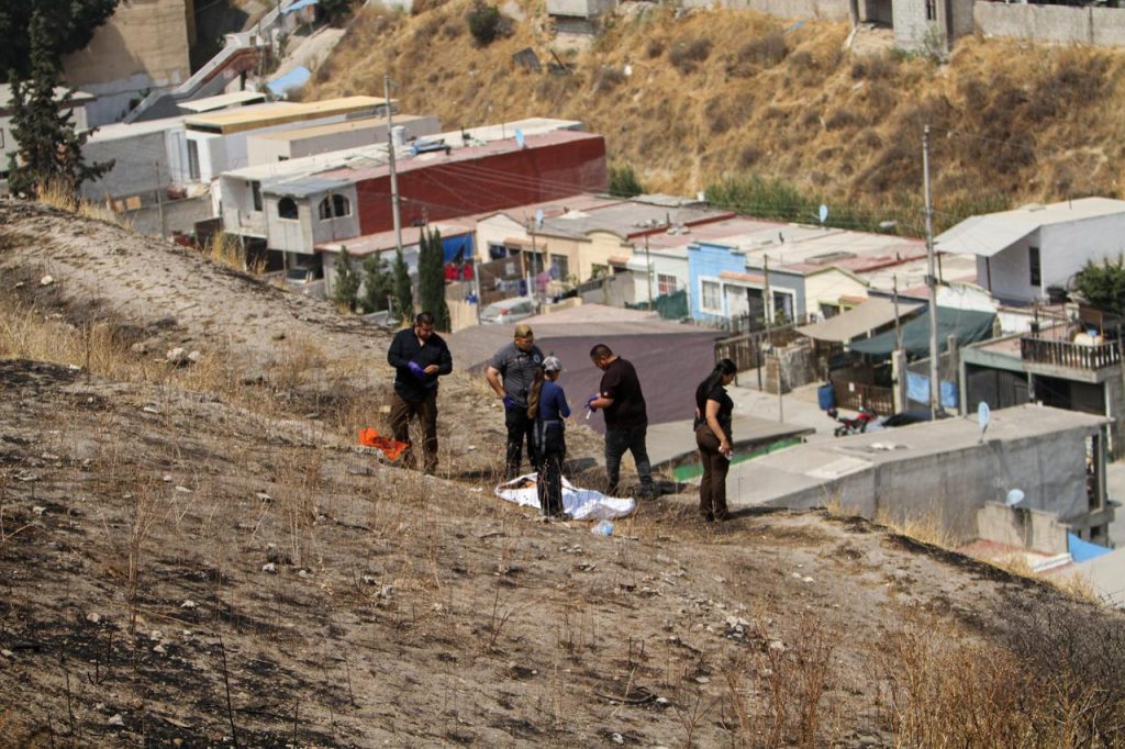 Hallan cadáver en un barranco del Fraccionamiento Villas de BC