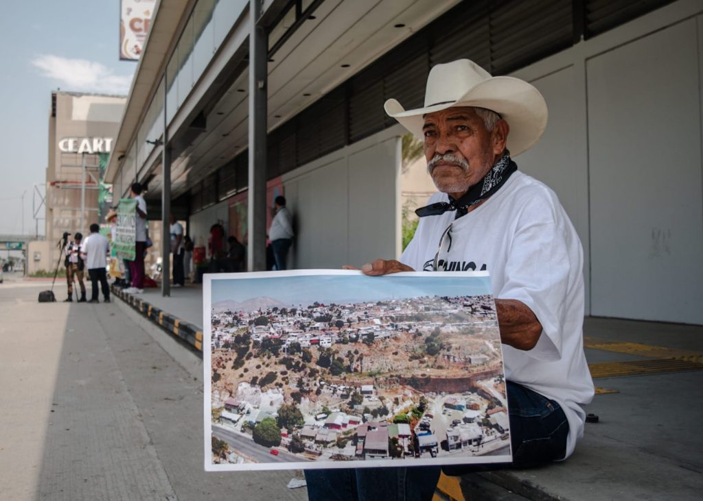 Habitantes de Lomas conjunto Residencial solicitan el apoyo para salvar sus casas