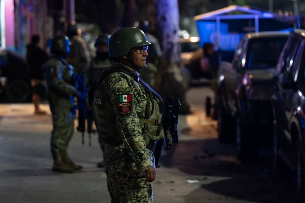Una pareja asesinada y una mujer lesionada el saldo de un ataque armado