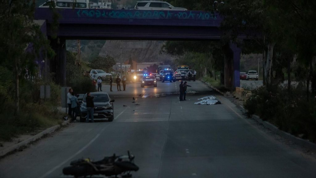 Peatón y motociclista fallecen tras accidente en el Rosas Magallón