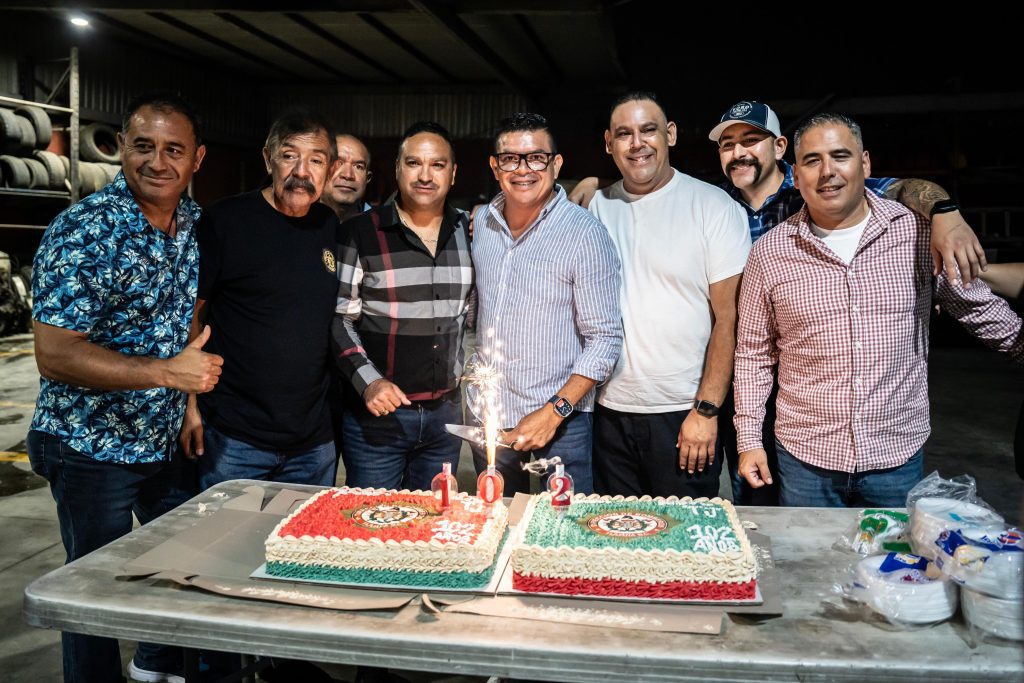 Celebran bomberos 102 años en Tijuana