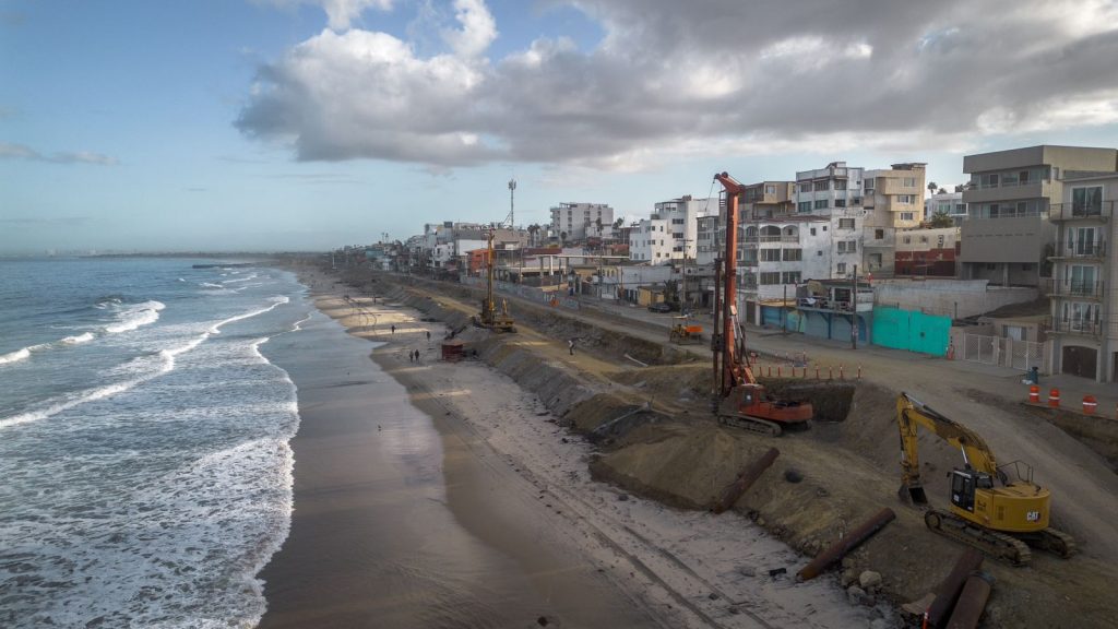 Protección Civil BC suspende obras de remodelación del Malecón de Playas de Tijuana