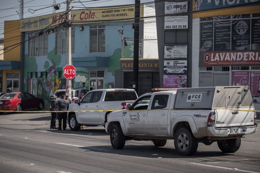 Camión de carga se queda sin frenos y provoca aparatoso accidente en bulevar Terán Terán