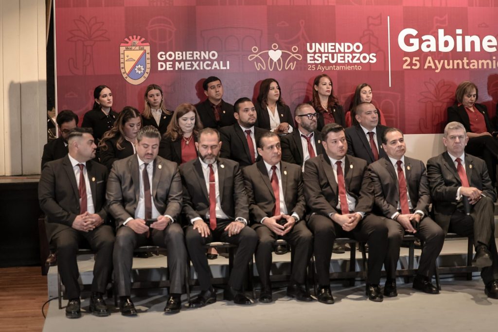 Presentan gabinete municipal del XXV Ayuntamiento de Mexicali