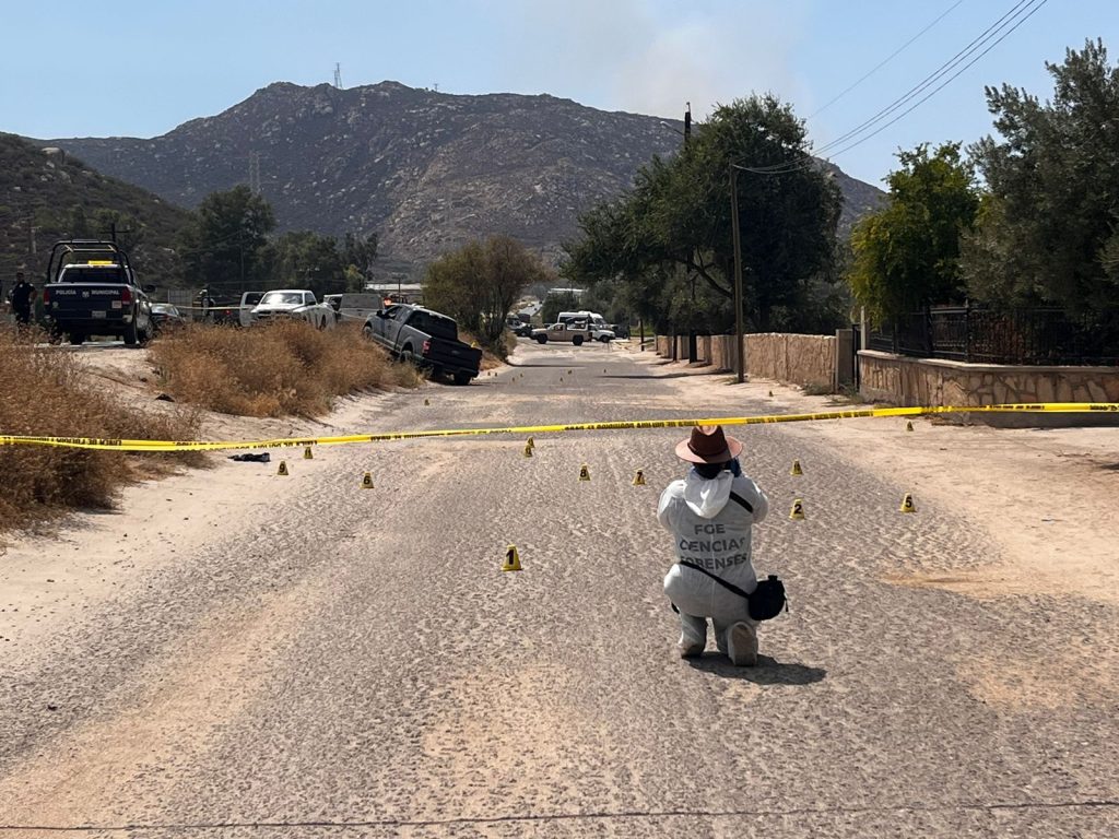 Con más de 20 disparos asesinan a un policía de Tecate
