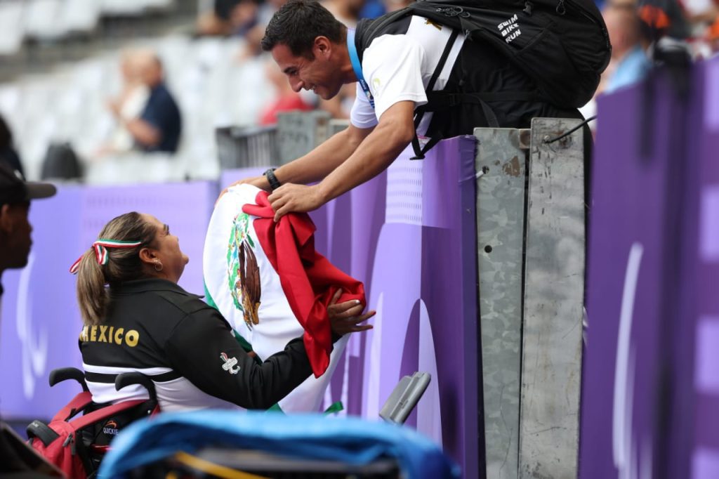 Gloria Zarza toca el cielo y gana el primer oro para México en París 2024