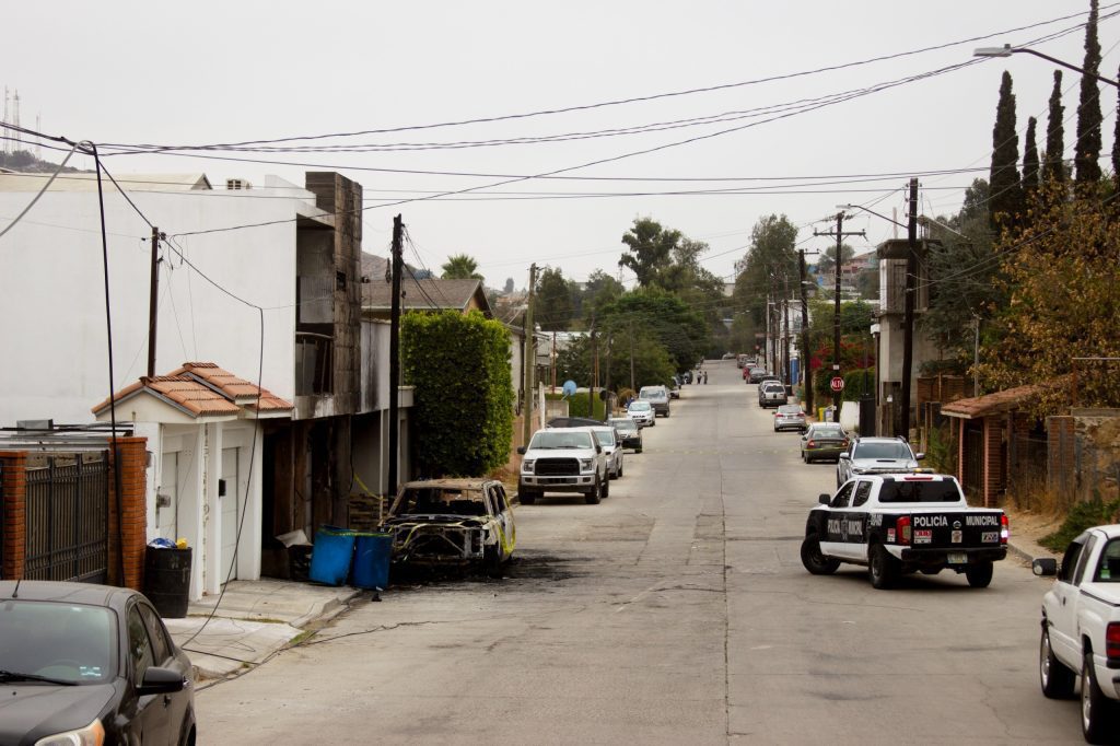 Alcalde de Tecate se resguarda tras atentado frente a su casa