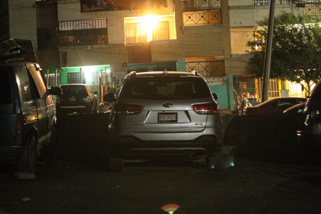 Ataque armado que inició en Farmacia deja 3 muertos y víctimas colaterales