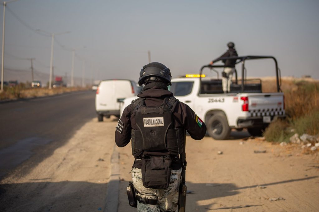 Convoy de policías fue atacado mientras realizaban un recorrido