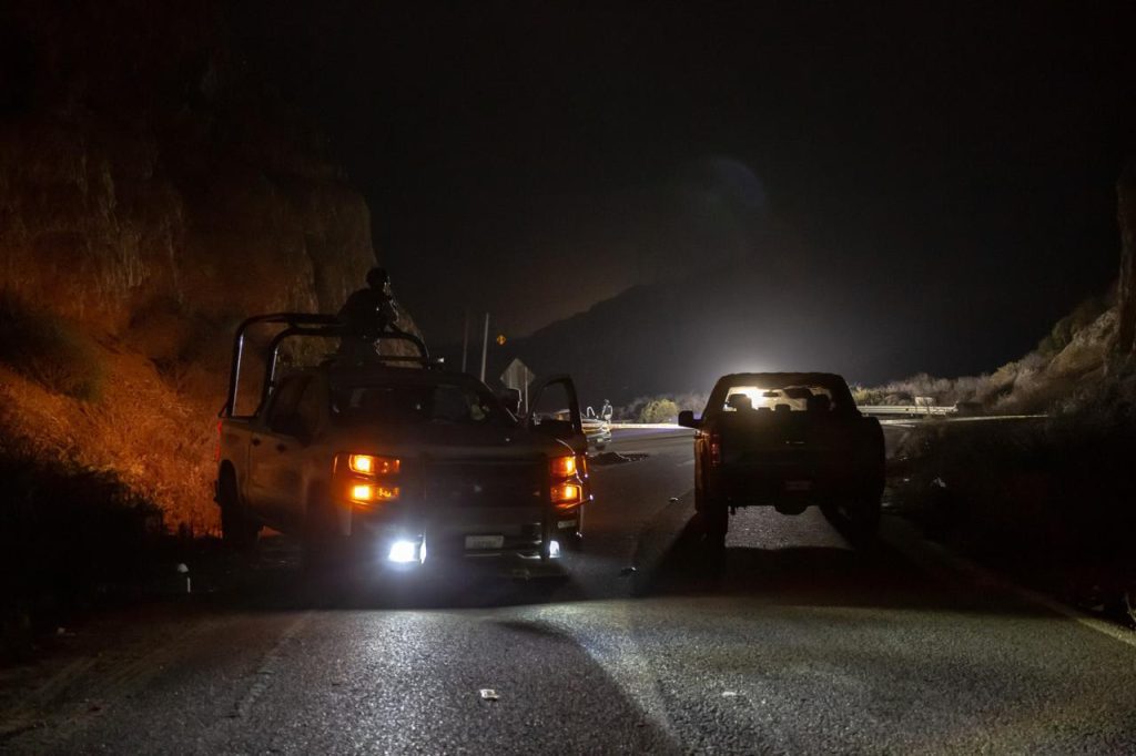 Asesinan a dos personas y dejan cadáveres sobre la carretera Escénica