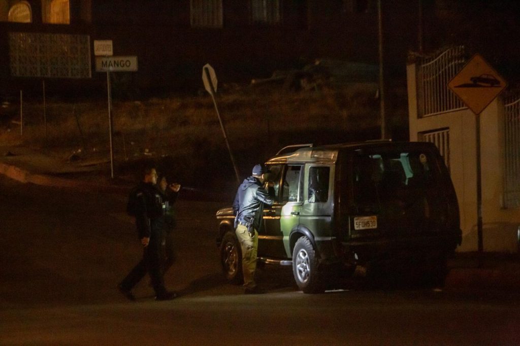 Hombre es secuestrado en reconocida plaza y su cadáver es localizado más tarde