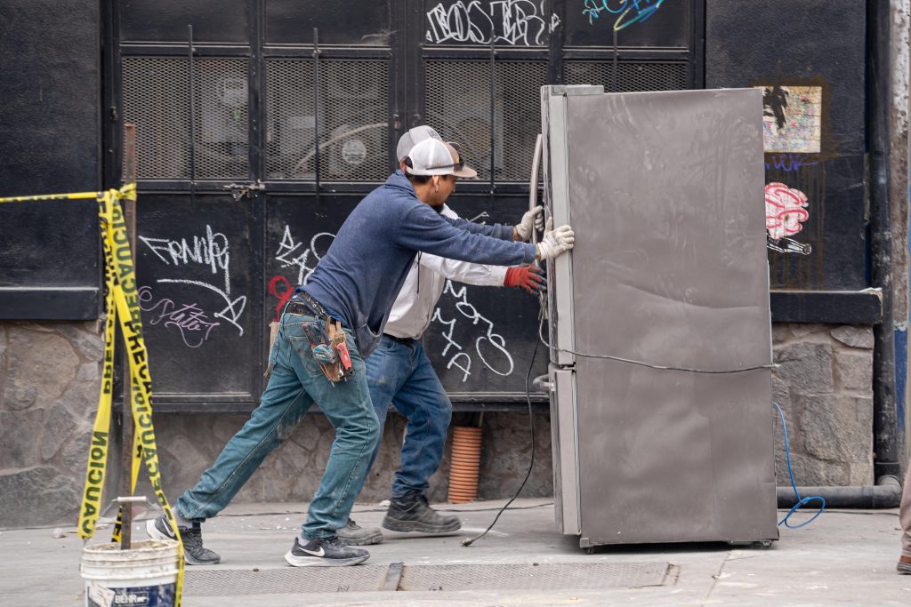 Desmantelan el salón de baile La Estrella de la calle sexta