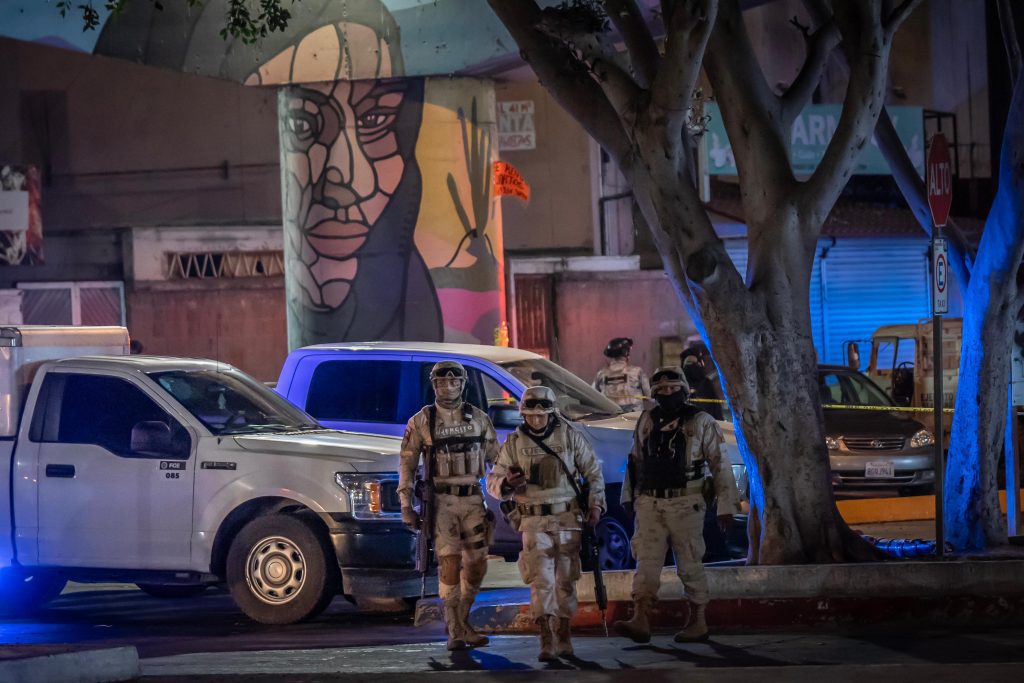 Capturan a sujeto por asalto violento en Plaza Pacífico
