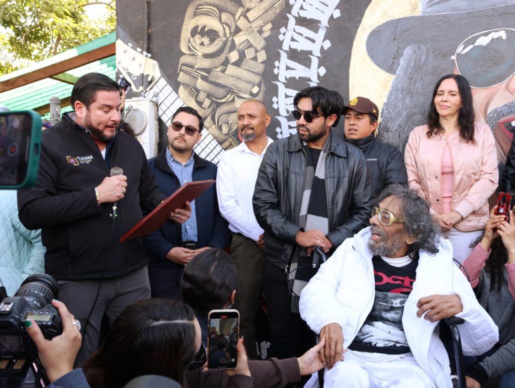 Tijuana está de luto: fallece el legendario guitarrista Javier Bátiz