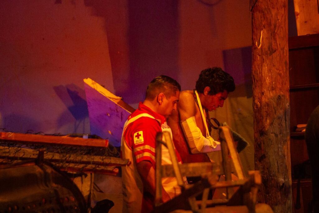 Atacan a balazos a un hombre y huyen a la Vía Rápida