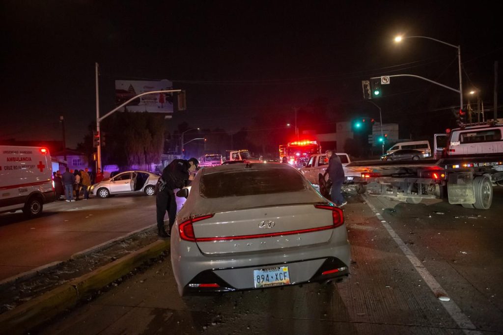 Choque múltiple en colonia Alemán deja varios lesionados