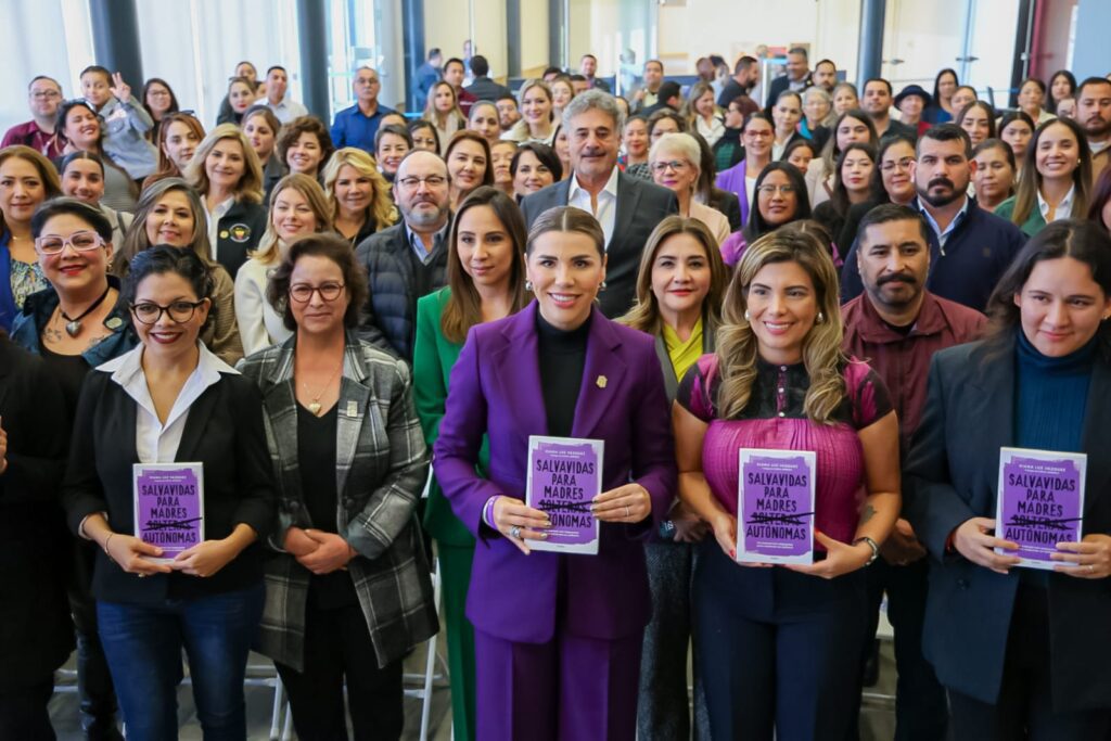 Gobernadora Marina del Pilar pone en marcha el escuadrón violeta en Tijuana Gobernadora Marina del Pilar pone en marcha el escuadrón violeta en Tijuana