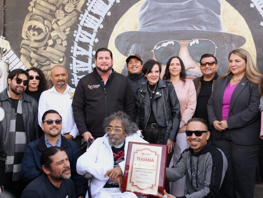 Tijuana está de luto: fallece el legendario guitarrista Javier Bátiz