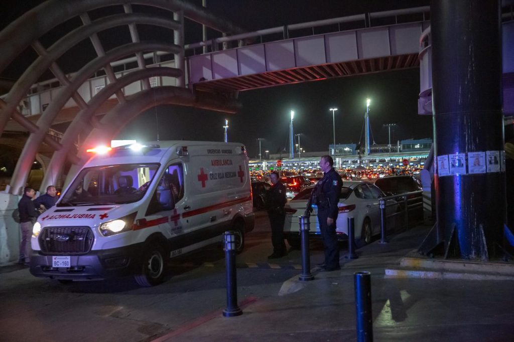 Menor es baleado en local de artesanías en garita de San Ysidro