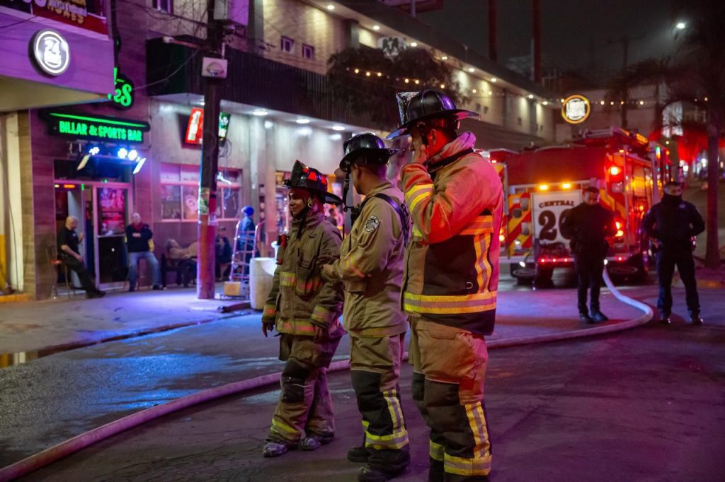 Incendio en hotel de la Zona Norte deja dos personas atrapadas Incendio en hotel de la Zona Norte deja dos personas atrapadas