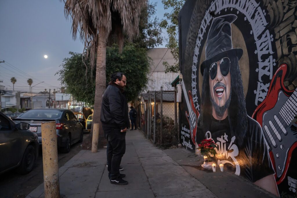 Tijuana está de luto: fallece el legendario guitarrista Javier Bátiz