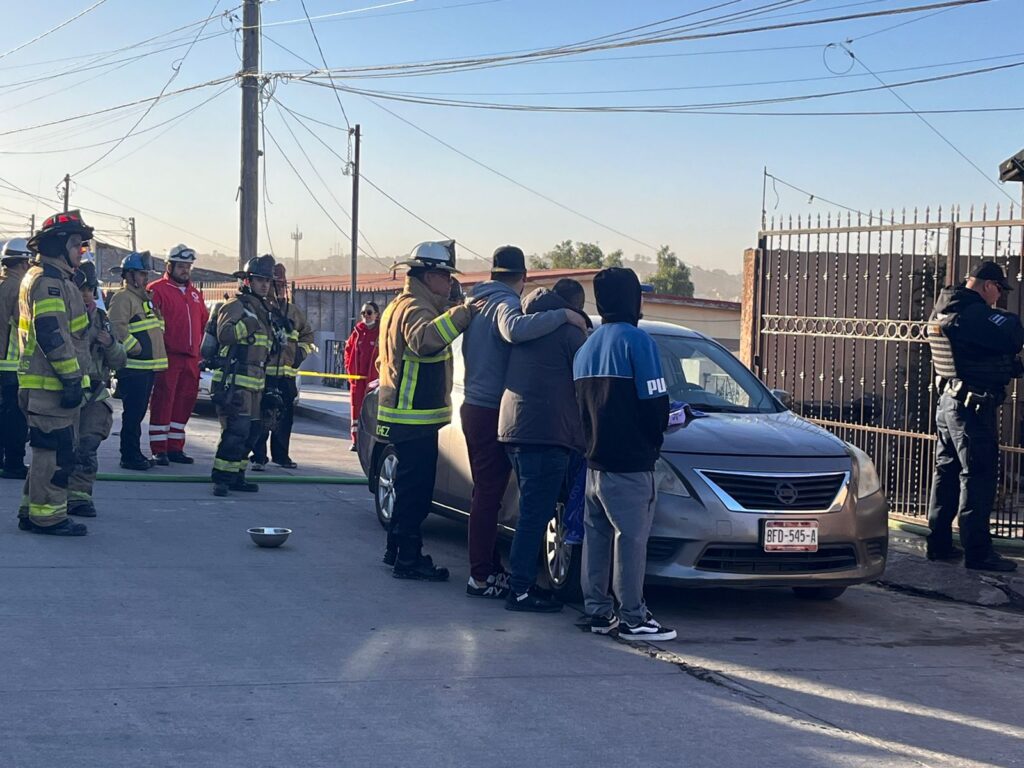 Tragedia en Tijuana: Dos menores pierden la vida en incendio por vientos de Santa Ana