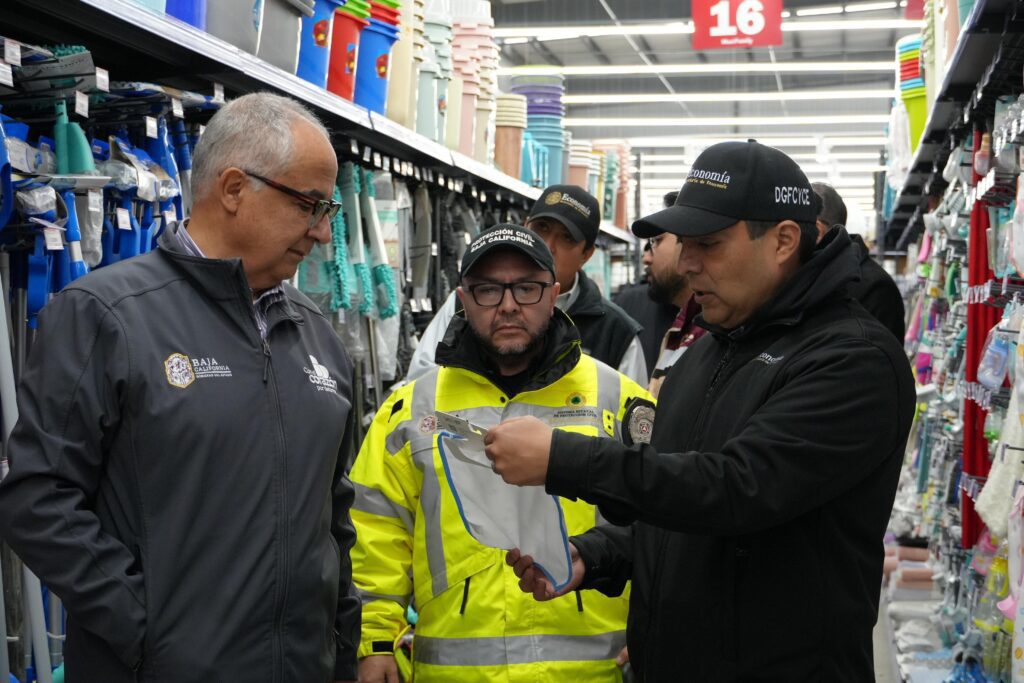 Aseguran más de 3 millones de artículos ilegales en operación limpieza en Ensenada
