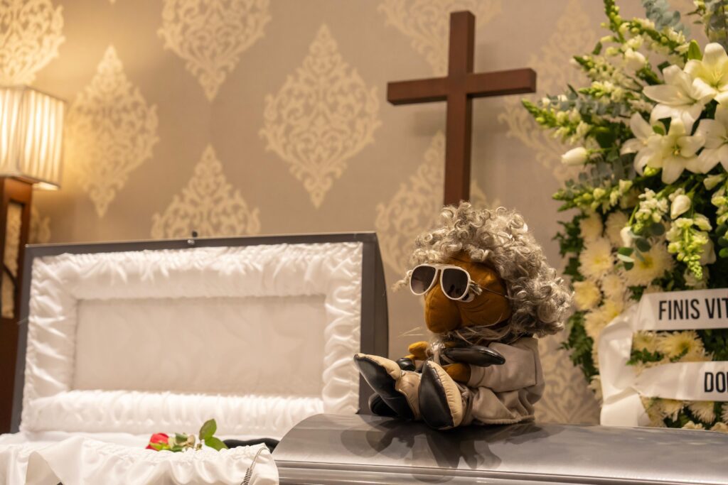 Entre flores y amigos despiden al legendario Javier Bátiz en Tijuana