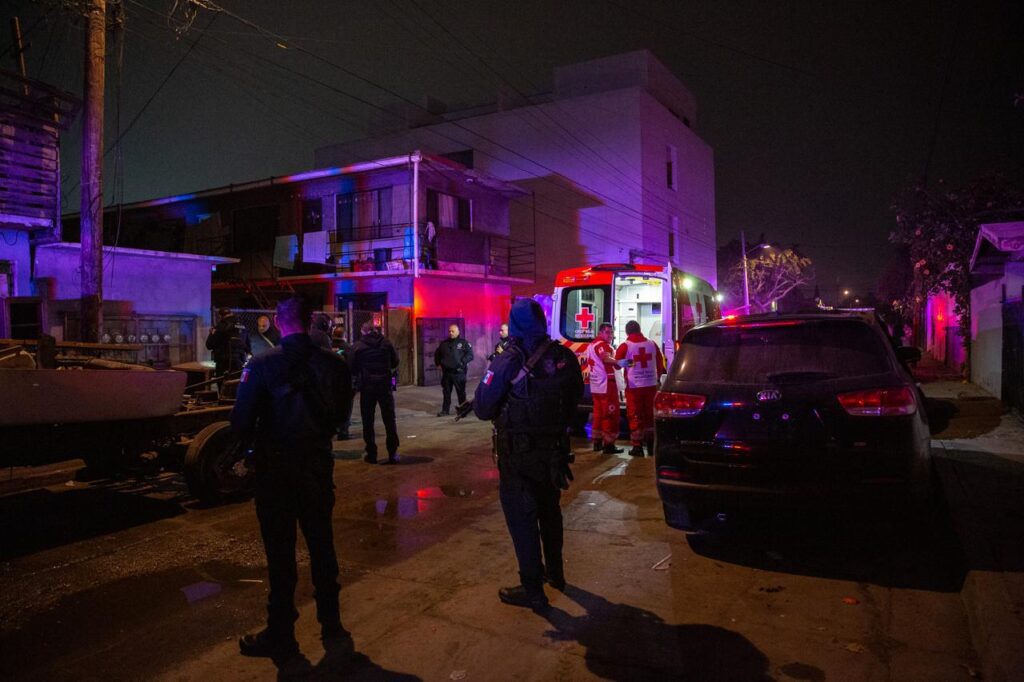 Atacan a balazos a un hombre y huyen a la Vía Rápida