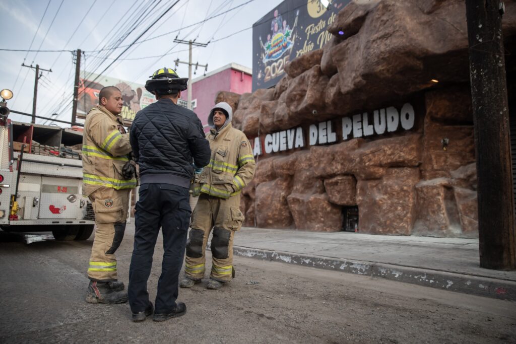 Incendio deja a familia sin vivienda en la colonia Montes Olímpicos