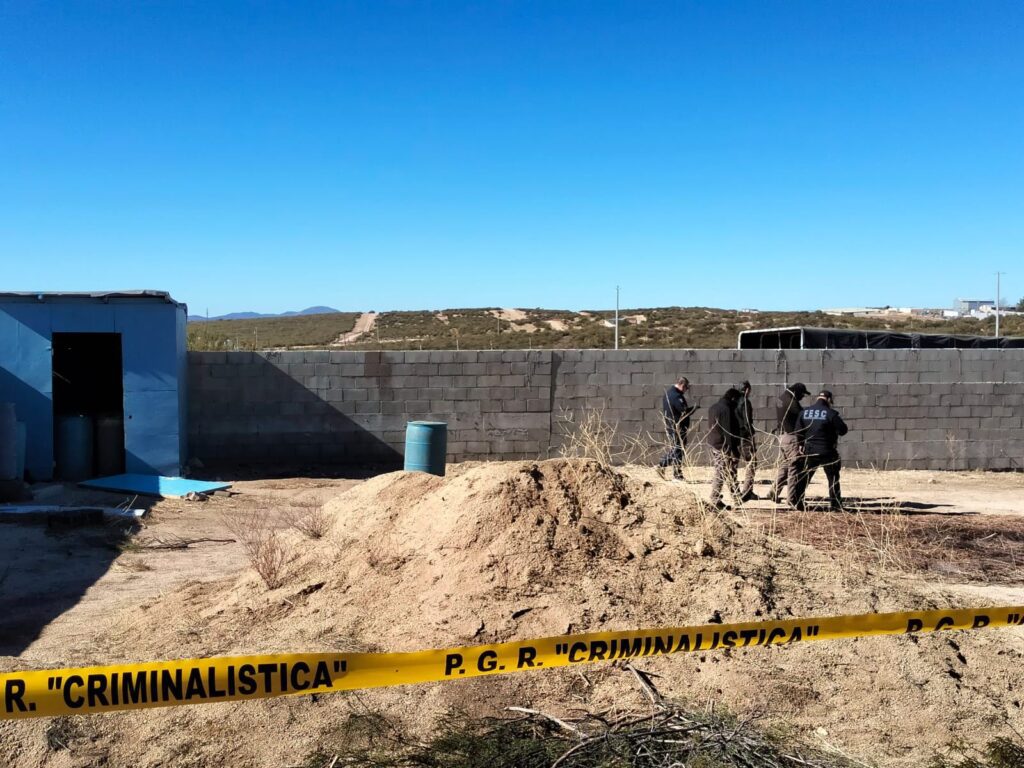 Aseguran más de 20 mil litros de hidrocarburo almacenado ilegalmente en Tecate Aseguran más de 20 mil litros de hidrocarburo almacenado ilegalmente en Tecate