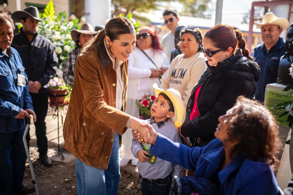 Gobernadora refrenda apoyo al Valle de Mexicali en 88 aniversario de Asalto a las Tierras Gobernadora refrenda apoyo al Valle de Mexicali en 88 aniversario de Asalto a las Tierras