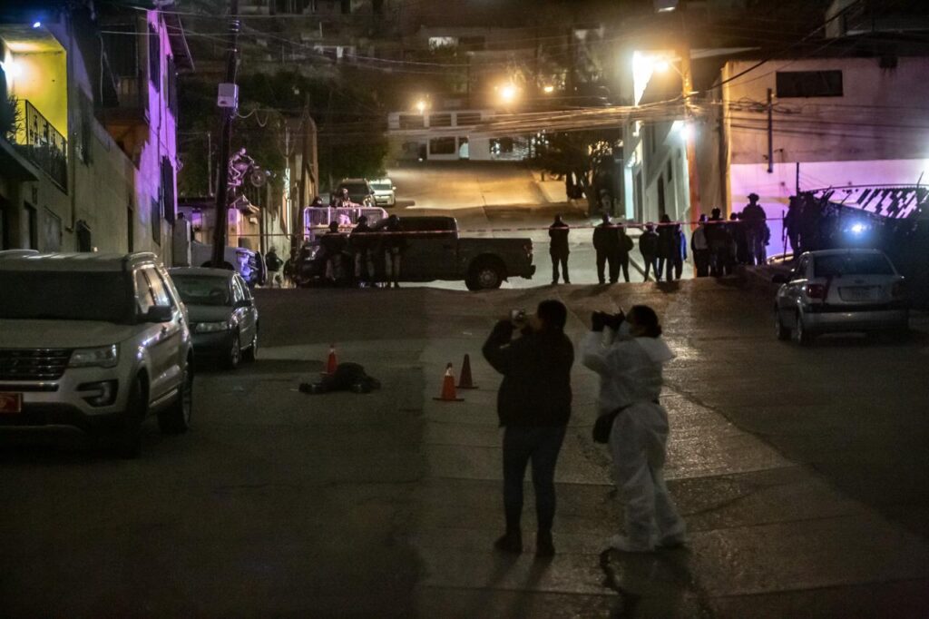 Asesinan a joven con disparo en la cabeza Asesinan a joven con disparo en la cabeza