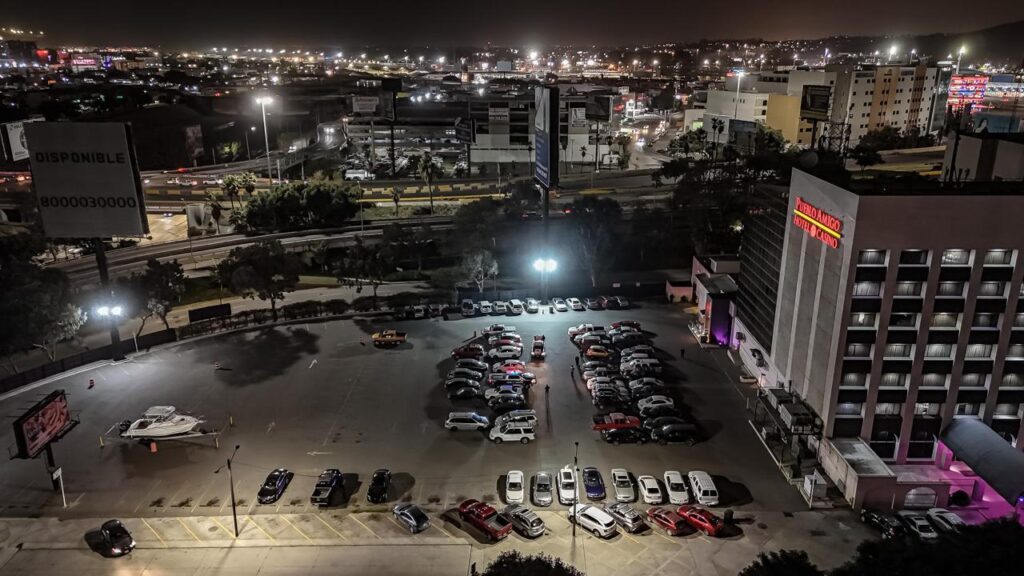 Estadounidense a punto de ser víctima de mula ciega; le ocultaron dos personas en la cajuela Estadounidense a punto de ser víctima de mula ciega; le ocultaron dos personas en la cajuela